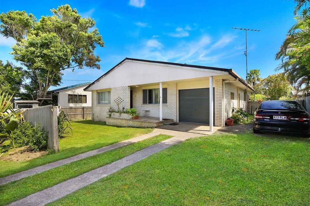 3 Oloway Crescent, Alexandra Headland, QLD 4572