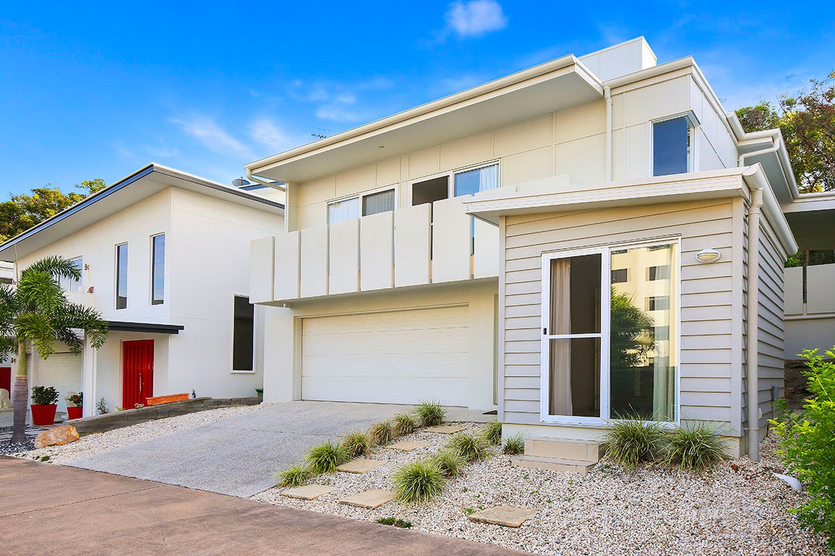18 Mari Street, Alexandra Headland, QLD 4572