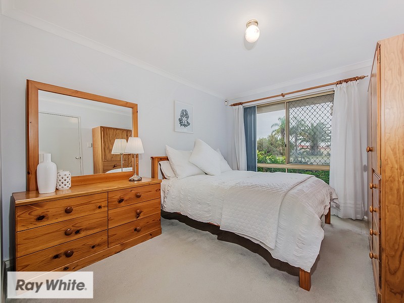 8 Shorne Place, Marangaroo, WA 6064