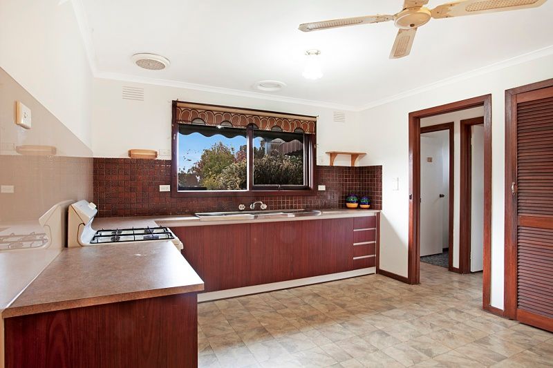 19 Tully Road, Clarinda, VIC 3169
