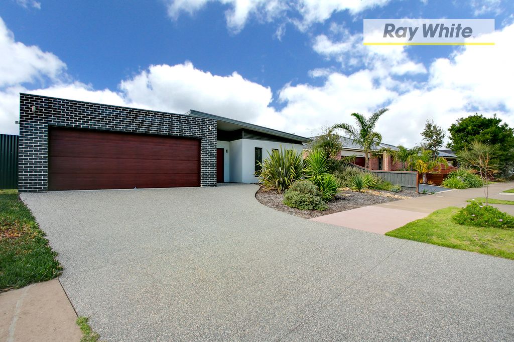 5 Wallaby Drive, Rosebud, VIC 3939
