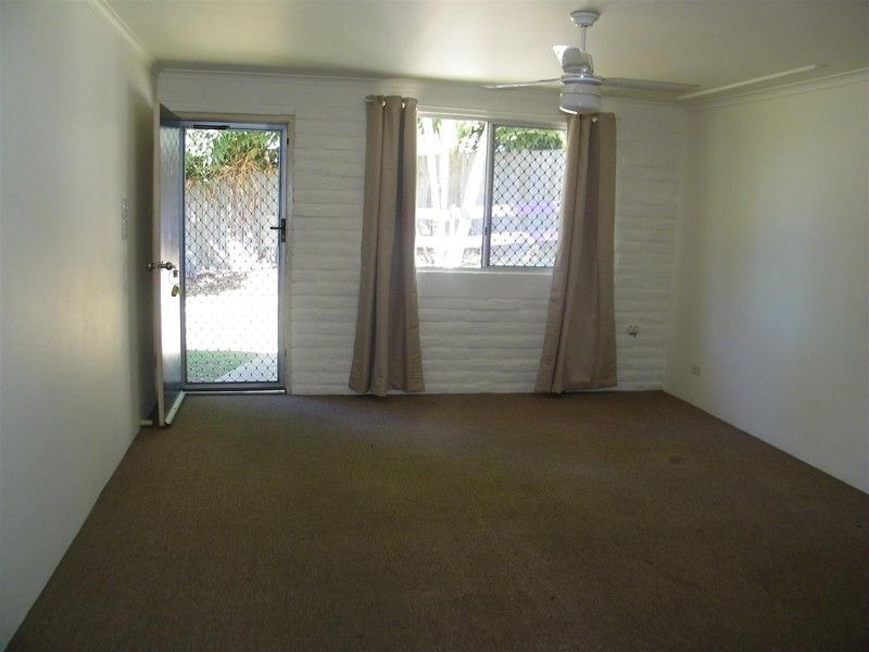 2/22 Scenery Street, West Gladstone, QLD 4680