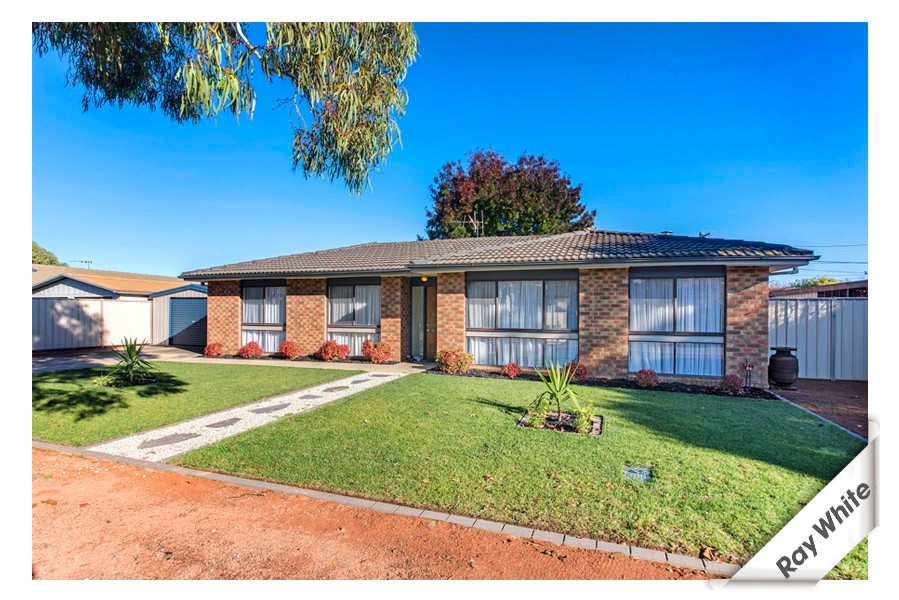 40 Smalley Circuit, Giralang, ACT 2617