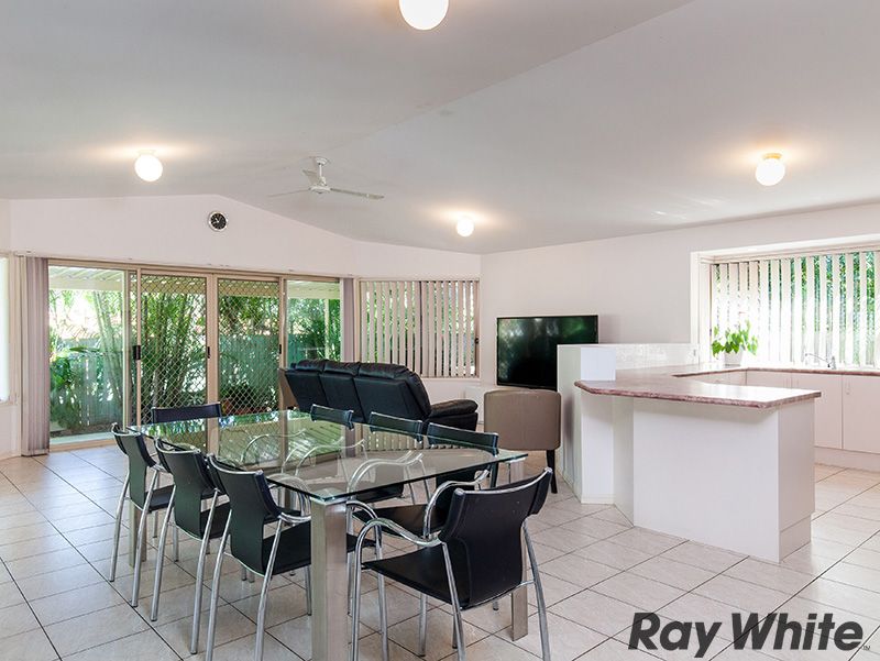 27 Goldberg Place, Bridgeman Downs, QLD 4035