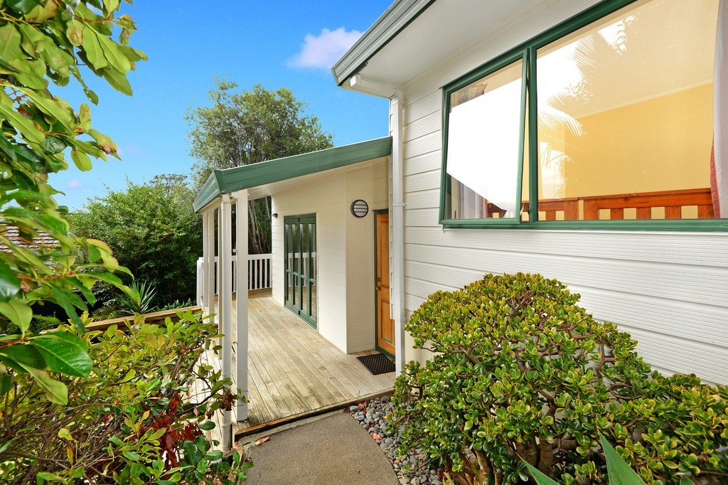 2/143 Rangatira Road, Beach Haven, North Shore City