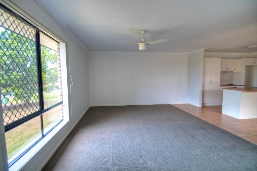 8 Sea Eagle Drive, Lowood, QLD 4311