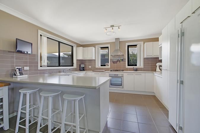 24 Barry Crescent, Goulburn, NSW 2580