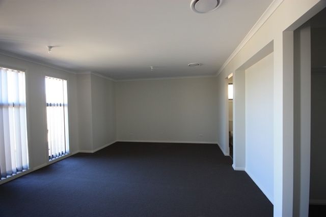 13 Horsley Drive, Oran Park, NSW 2570