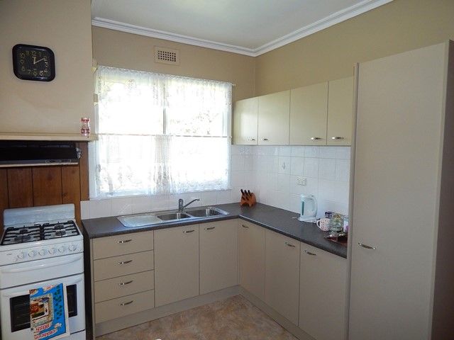 17 McComas Street, Reservoir, VIC 3073