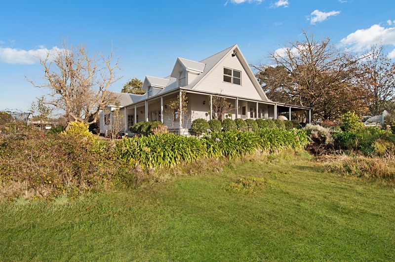 50 Mont Albert Road, Garfield, VIC 3814