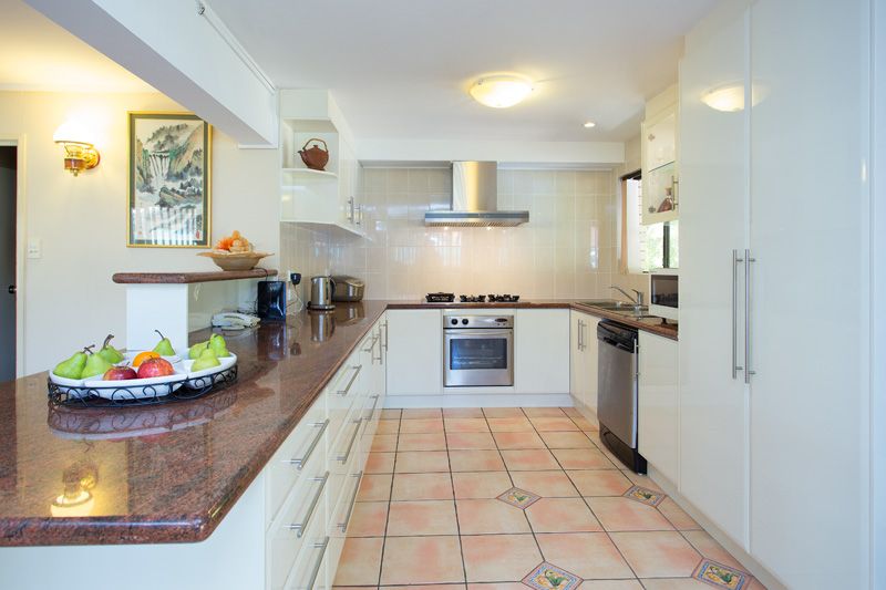 3 Yalumba Street, CARSELDINE, QLD 4034