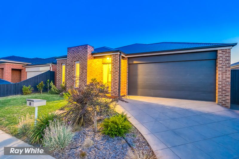 8 Beagle Street, Tarneit, VIC 3029