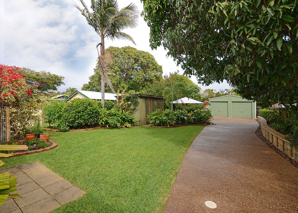 9 Pine Street, TORQUAY, QLD 4655