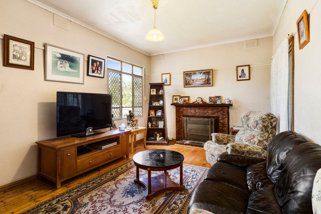 19 Jingella Avenue, Ashwood, VIC 3147
