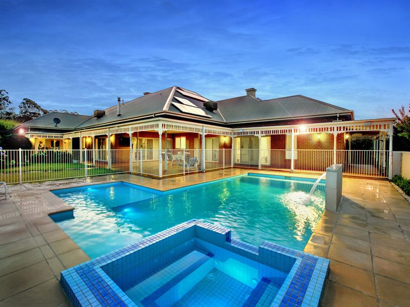 36 Tarawera Road, Doreen, VIC 3754