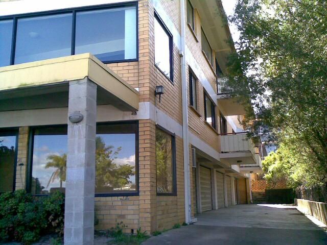 2/400 Kingsford Smith Drive, HAMILTON, QLD 4007