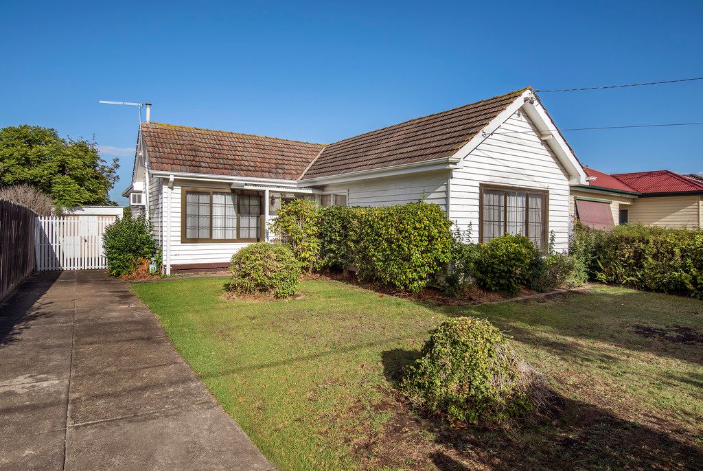 11 Highland Street, Kingsbury, VIC 3083