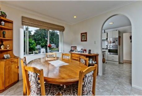 14 Vanderbilt Parade, Albany, North Shore City