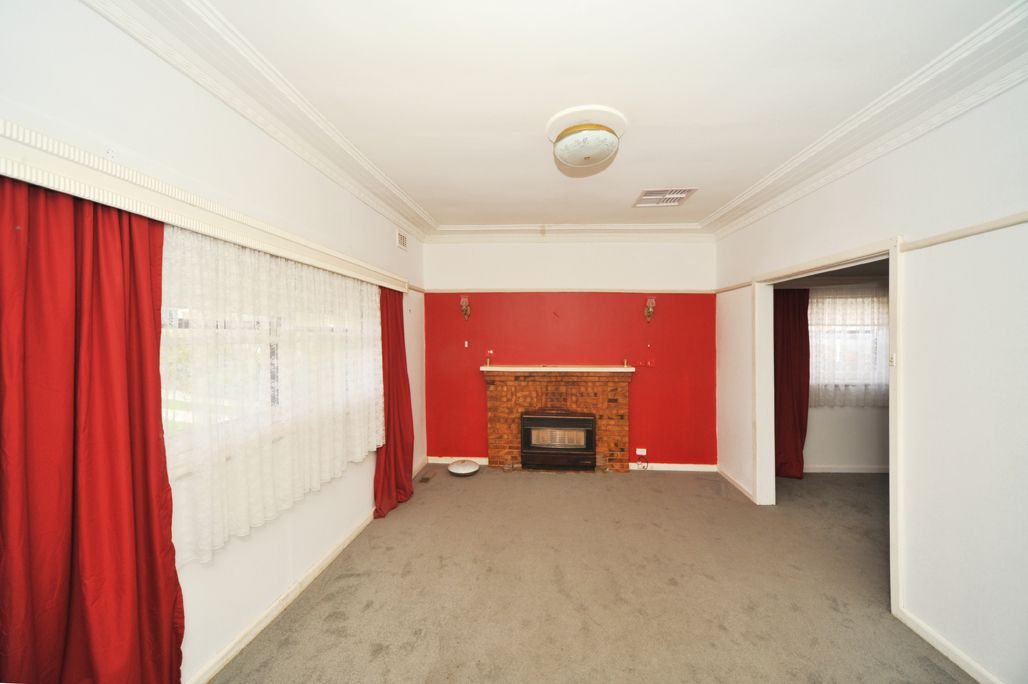 4 School Street, California Gully, VIC 3556