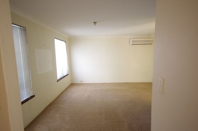 10 Grampians Heights, Mirrabooka, WA 6061