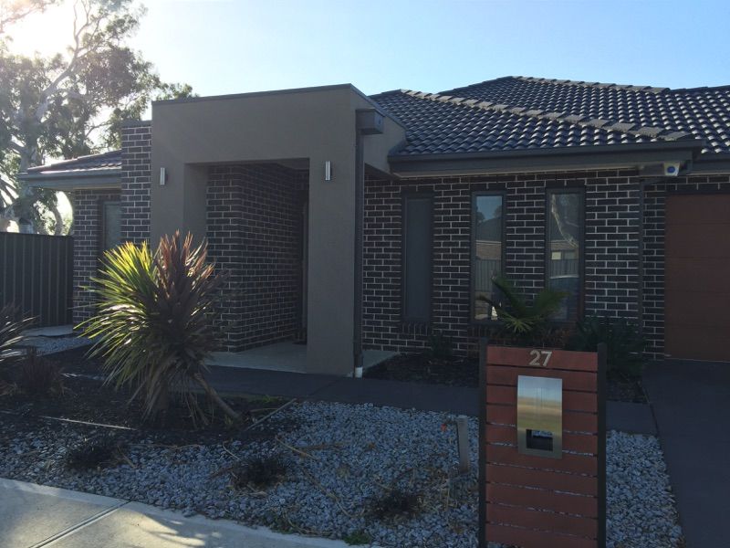 27 Grattan Street, South Morang, VIC 3752
