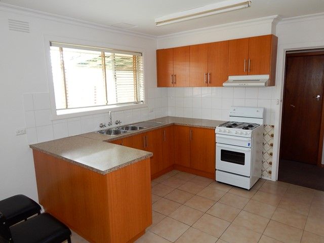197 Broadhurst Avenue, Reservoir, VIC 3073