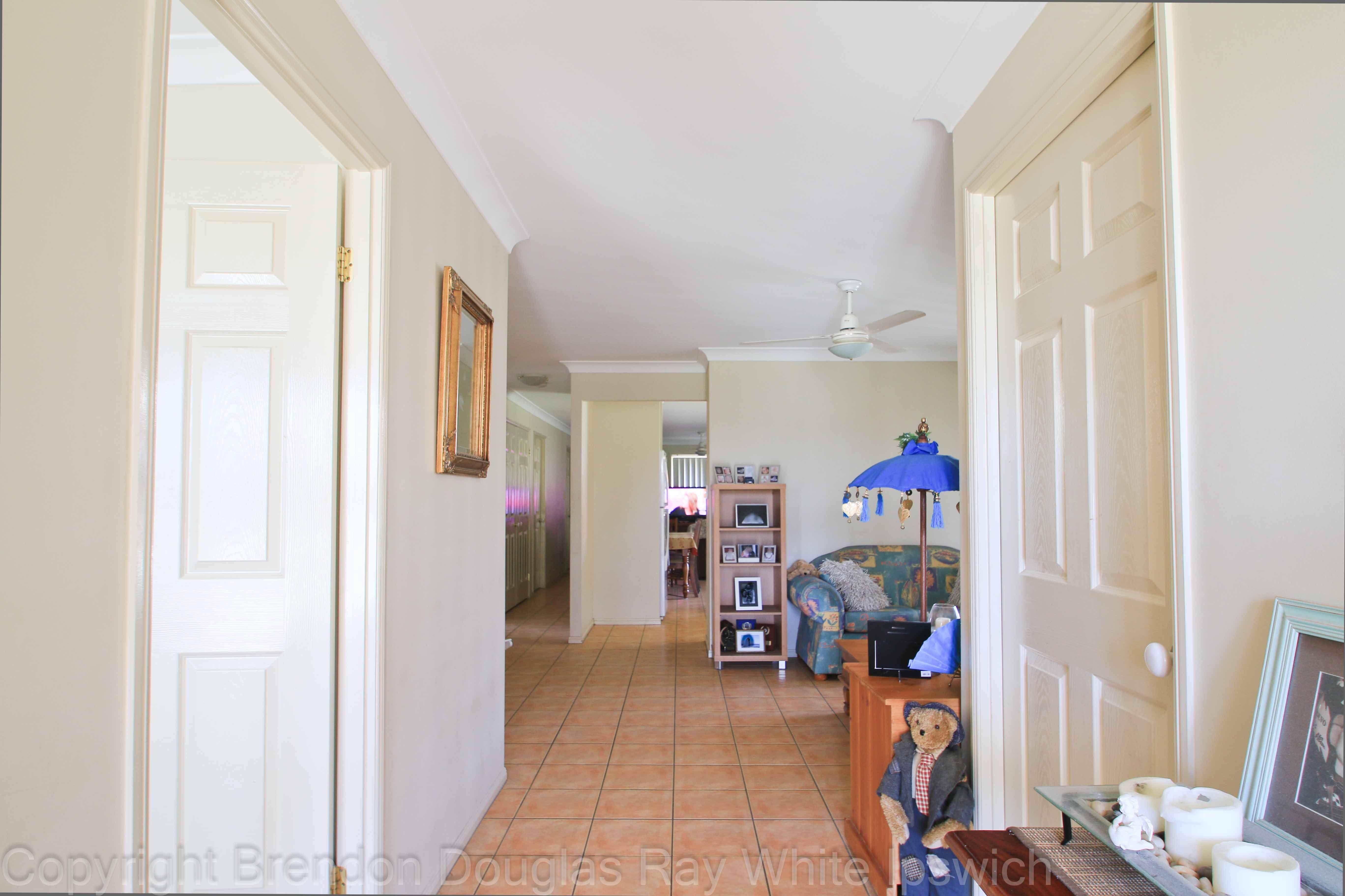 28 Banksia Drive, Raceview, QLD 4305