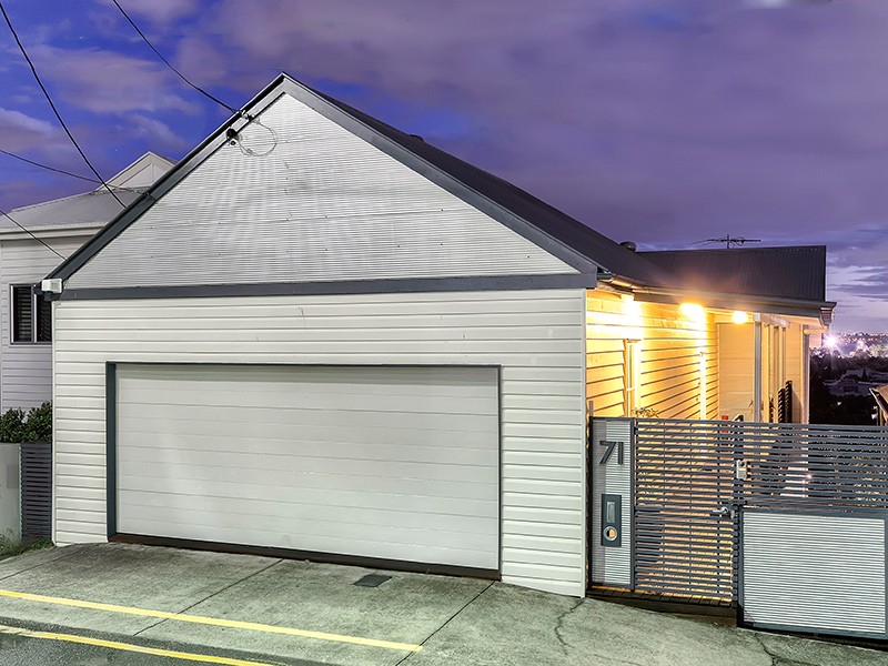 71 Agnew Street, Norman Park, QLD 4170
