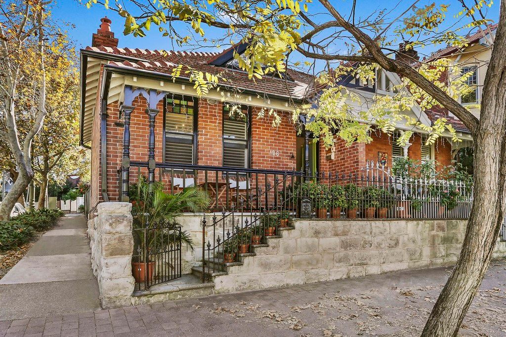 136 Blues Point Road, McMahons Point NSW 2060
