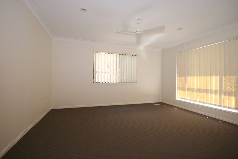 20 Heathcote Avenue, NORTH LAKES, QLD 4509