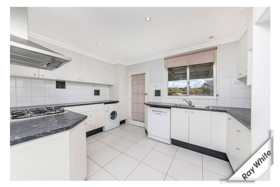 8 Trott Place, Holt, ACT 2615