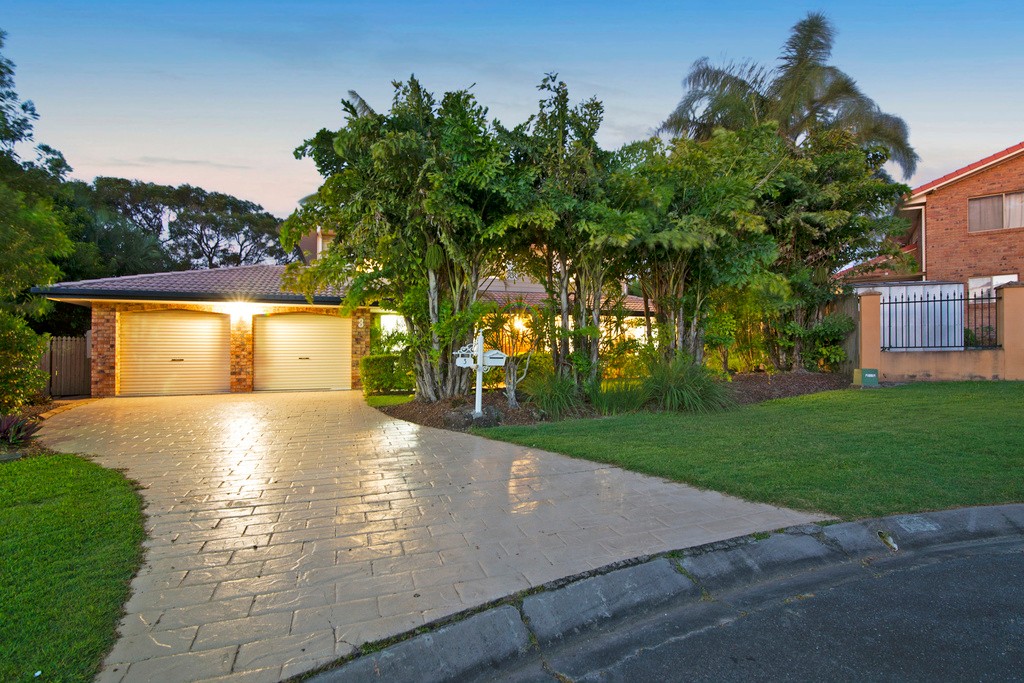 3 Kell Court, Carindale, QLD 4152