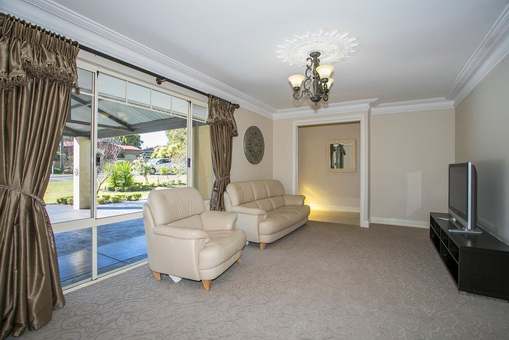 10 Margaret Terrace, Walliston, WA 6076
