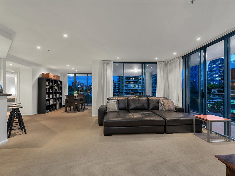 24/8 Goodwin Street, Kangaroo Point, QLD 4169