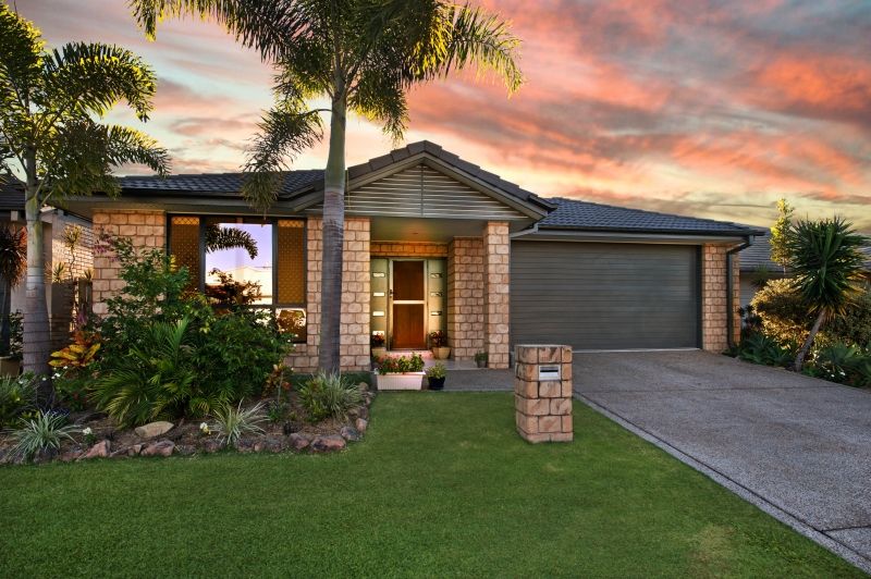 6 Backhousia Court, North Lakes QLD 4509