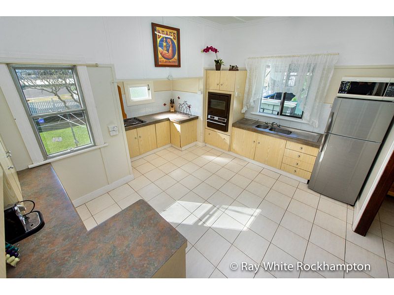 389 Rhodes Street, KOONGAL, QLD 4701