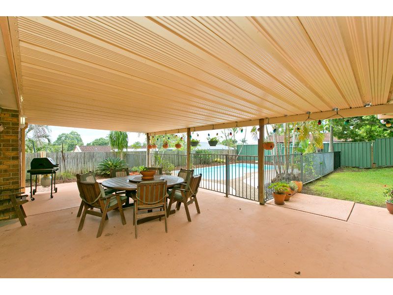 2 Leeds Court, Alexandra Hills QLD 4161