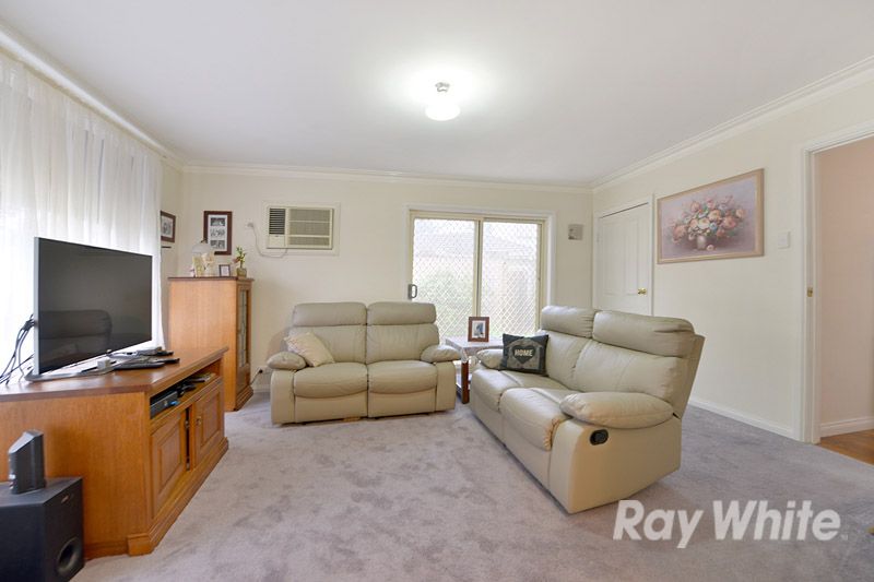 17 Johnson Drive, Ferntree Gully, VIC 3156