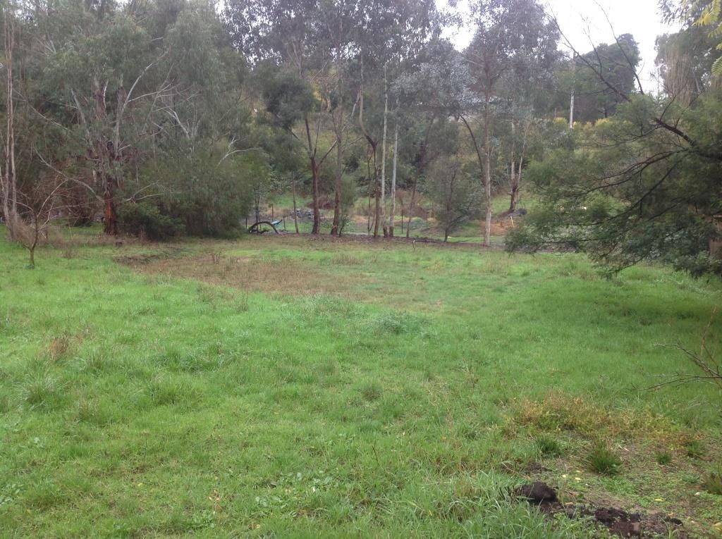 8 Haleys Gully Road, Hurstbridge, VIC 3099