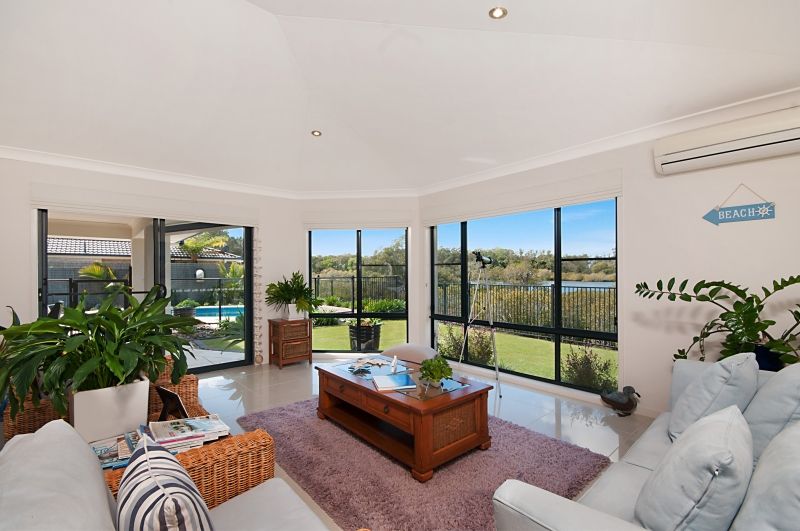 12 Bayview Drive, YAMBA, NSW 2464