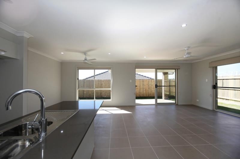 9 Cummings Crescent, Willow Vale, QLD 4209