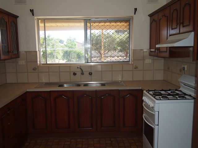 22 Lincoln Avenue, Fulham Gardens, SA 5024