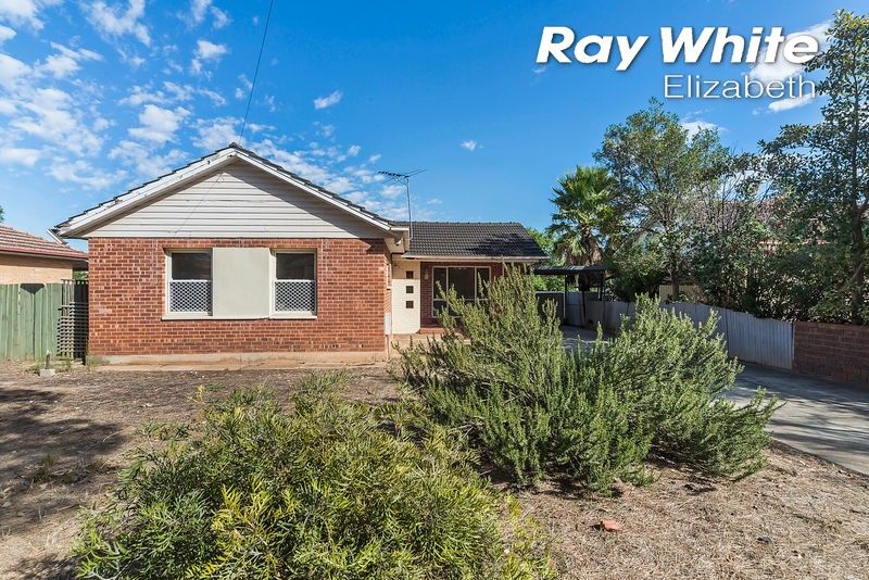 17 Crisp Road, Elizabeth Downs SA 5113