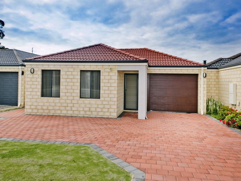 4/1 Havenvale Crescent, Dianella, WA 6059