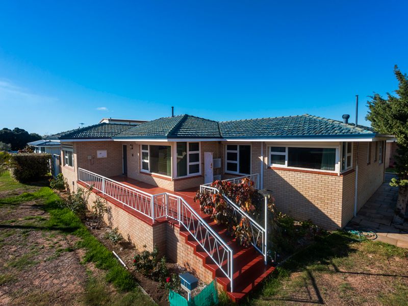 11 Boronia Avenue, Geraldton, WA 6530