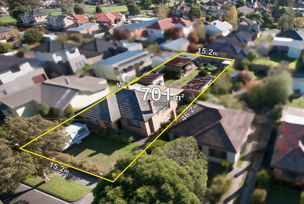 122 McMahon Road, Reservoir VIC 3073