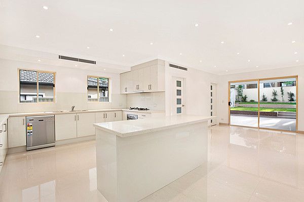5 Slapp Street, Merrylands, NSW 2160