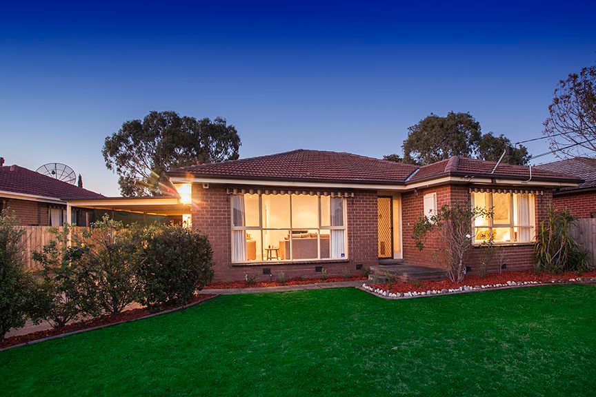27 Kirribilli Avenue, Keysborough VIC 3173