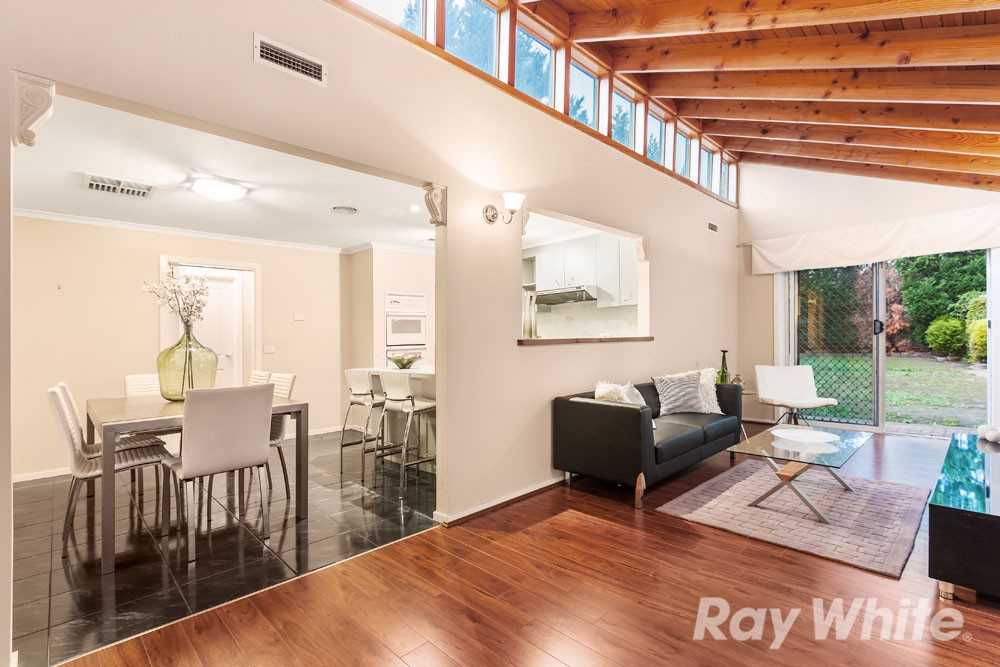 21 Westleigh Court, Mill Park, VIC 3082