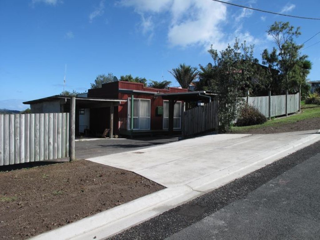 15 Point Street, Raglan, Waikato District